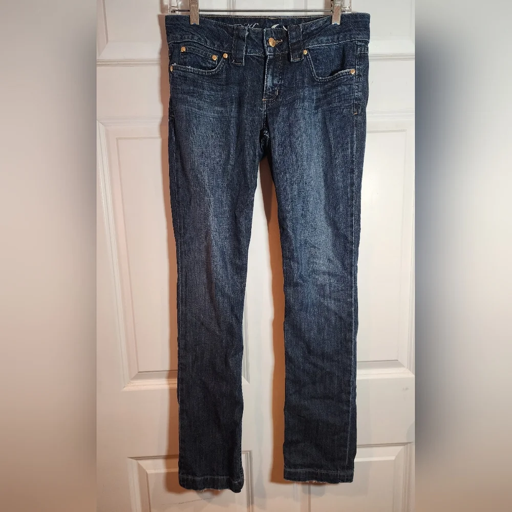 The Kate By Juicy Couture Vintage Blue Straight Leg Jeans Size 29
